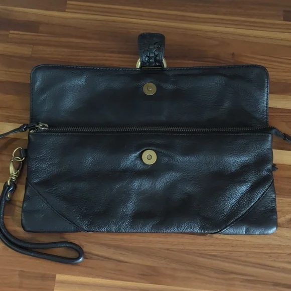 Clark's black leather clutch - Picture 5 of 12